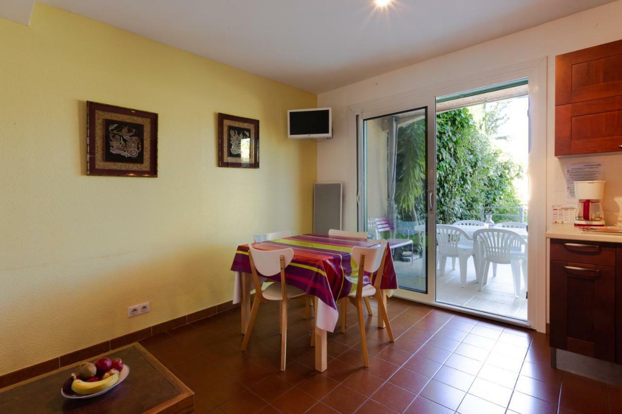 T3 Rez De Jardin,Piscine Privee Apartment Saint-Cyr-sur-Mer Exterior photo